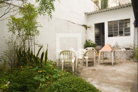 Casa à venda com 401m², 4 quartos e 3 vagas Casa à venda com 401m², 4 quartos e 3 vagasQuintal