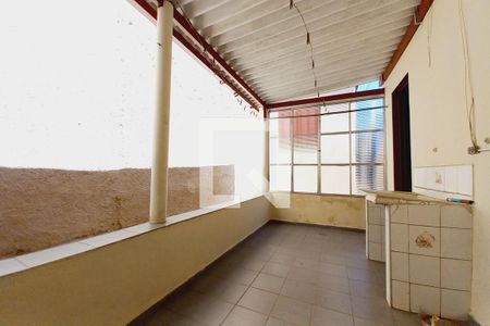 Casa à venda com 319m², 4 quartos e 5 vagasÁrea de Serviço