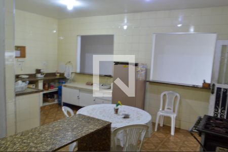 Casa à venda com 650m², 5 quartos e 5 vagasCozinha 1