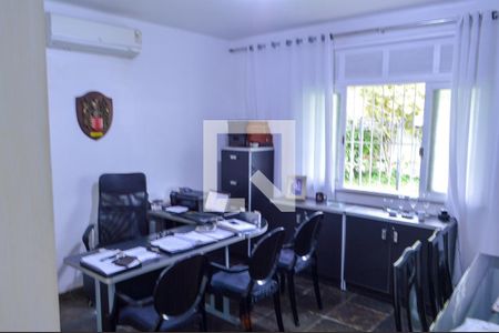 Casa à venda com 650m², 5 quartos e 5 vagasQuarto 2