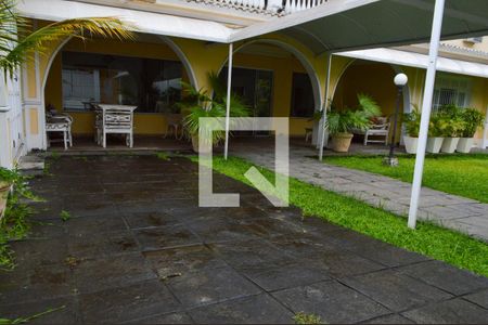 Casa à venda com 650m², 5 quartos e 5 vagasVaranda 1