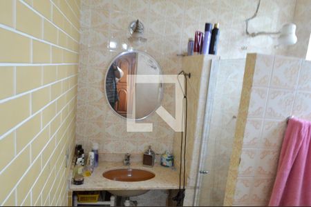 Casa à venda com 650m², 5 quartos e 5 vagasBanheiro da Suíte 2