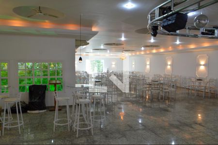 Casa à venda com 650m², 5 quartos e 5 vagasSalão de Festas