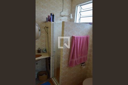 Casa à venda com 650m², 5 quartos e 5 vagasBanheiro da Suíte 2