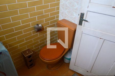 Casa à venda com 650m², 5 quartos e 5 vagasBanheiro Social