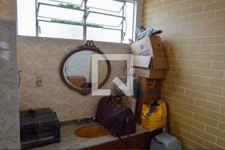 Casa à venda com 650m², 5 quartos e 5 vagasBanheiro Social