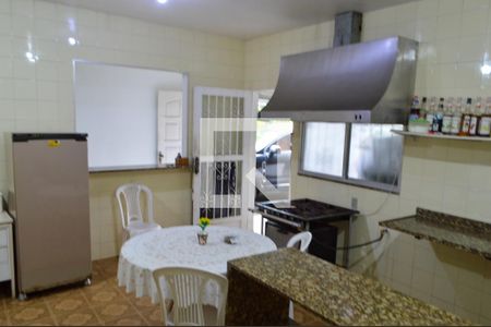 Casa à venda com 650m², 5 quartos e 5 vagasCozinha 1