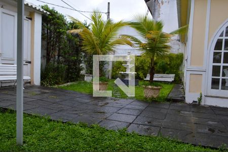 Casa à venda com 650m², 5 quartos e 5 vagasQuintal