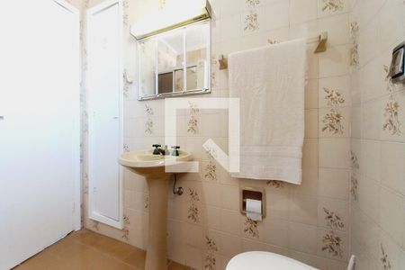 Apartamento à venda com 104m², 2 quartos e sem vaga Apartamento à venda com 104m², 2 quartos e sem vagaBanheiro