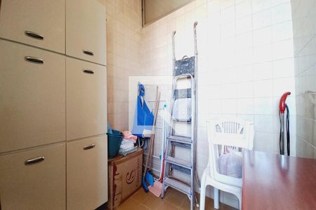 Apartamento à venda com 104m², 2 quartos e sem vaga Apartamento à venda com 104m², 2 quartos e sem vagaQuarto de Serviço