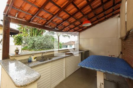 Casa à venda com 130m², 4 quartos e 1 vagaEspaço Gourmet