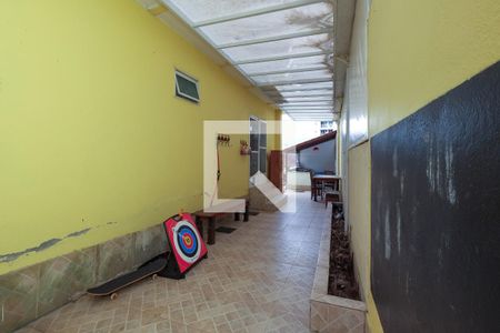 Casa à venda com 130m², 4 quartos e 1 vagaQuintal