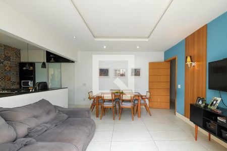 Sala de casa à venda com 4 quartos, 130m² em Grajau, Rio de Janeiro