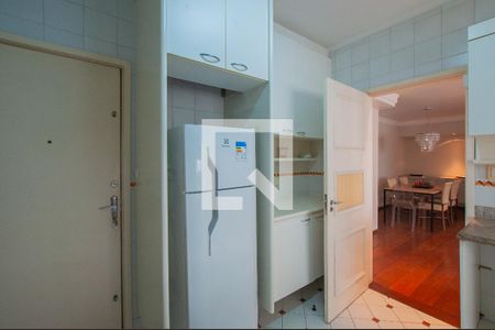 Apartamento para alugar com 110m², 2 quartos e 2 vagasCozinha