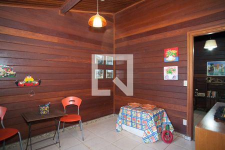 Casa de condomínio à venda com 126m², 3 quartos e 3 vagasquarto 1