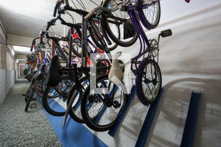 Apartamento à venda com 65m², 2 quartos e 1 vaga Apartamento à venda com 65m², 2 quartos e 1 vagaÁrea comum - Bicicletário