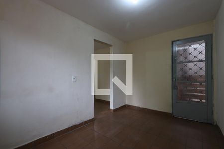Casa para alugar com 2 quartos, 70m² em Jardim Santa Terezinha (zona Leste), São Paulo