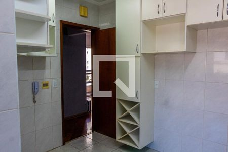 Apartamento à venda com 90m², 3 quartos e 3 vagasCOZINHA