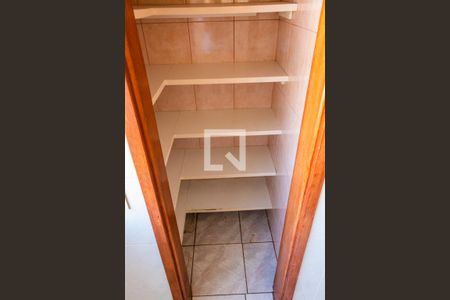 Apartamento à venda com 90m², 3 quartos e 3 vagasDISPENSA