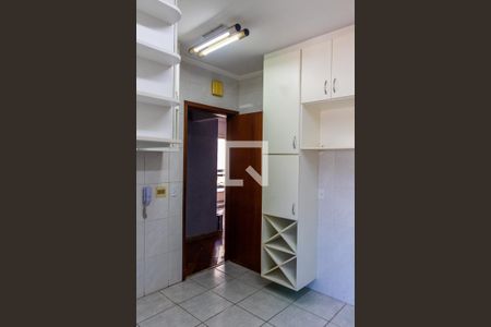 Apartamento à venda com 90m², 3 quartos e 3 vagasCOZINHA