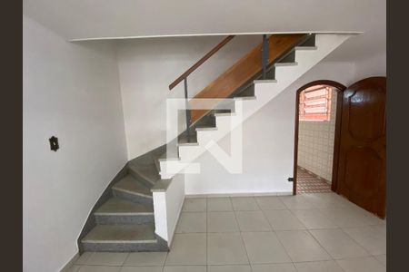 Escada de casa à venda com 3 quartos, 144m² em Vila Dom Pedro Ii, São Paulo