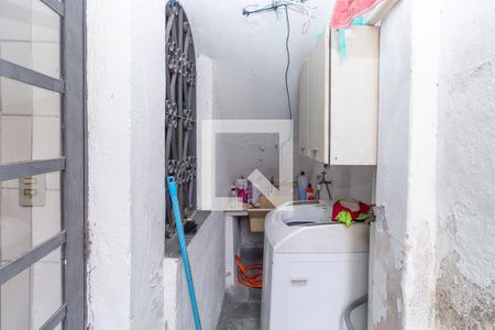 Casa à venda com 192m², 5 quartos e 2 vagasCasa 2 -Área de Serviço