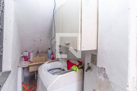 Casa à venda com 192m², 5 quartos e 2 vagasCasa 2 -Área de Serviço