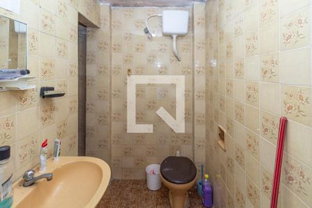 Casa à venda com 192m², 5 quartos e 2 vagasCasa 2 -Banheiro 2