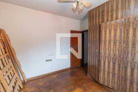 Casa à venda com 192m², 5 quartos e 2 vagasCasa 1 - Quarto 3