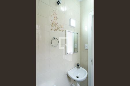 Casa para alugar com 170m², 3 quartos e 2 vagasBanheiro de Serviço