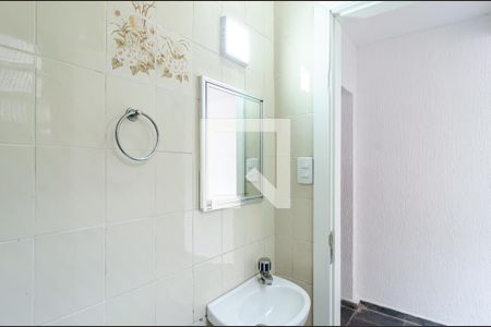 Casa para alugar com 170m², 3 quartos e 2 vagasBanheiro de Serviço