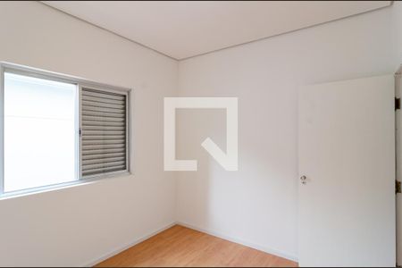 Casa para alugar com 170m², 3 quartos e 2 vagasQuarto 2