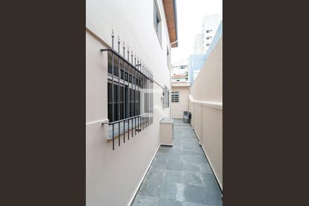 Casa para alugar com 170m², 3 quartos e 2 vagasCorredor