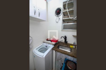 Studio à venda com 32m², 1 quarto e sem vaga Studio à venda com 32m², 1 quarto e sem vagaCozinha