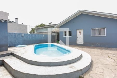 Casa à venda com 150m², 2 quartos e 6 vagas Casa à venda com 150m², 2 quartos e 6 vagasPisicina