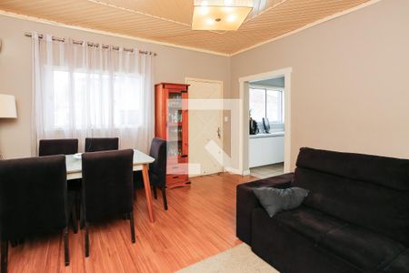 Sala de casa à venda com 2 quartos, 150m² em Jardim São Pedro, Porto Alegre