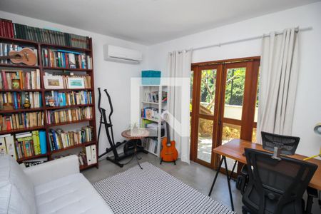 Apartamento para alugar com 182m², 4 quartos e 1 vagaEscritório