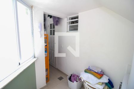 Apartamento para alugar com 182m², 4 quartos e 1 vagaÁrea de Serviço