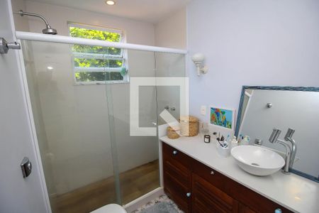 Banheiro da Suíte de apartamento para alugar com 4 quartos, 182m² em Laranjeiras, Rio de Janeiro