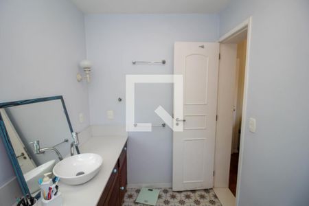 Apartamento para alugar com 182m², 4 quartos e 1 vagaBanheiro da Suíte