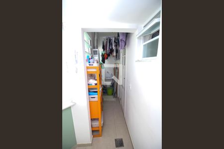 Apartamento para alugar com 182m², 4 quartos e 1 vagaÁrea de Serviço