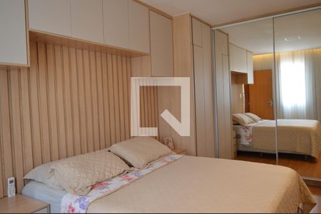 Apartamento à venda com 174m², 3 quartos e 1 vagaQuarto 2