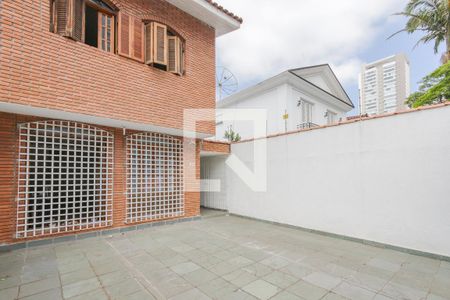 Casa à venda com 170m², 4 quartos e 2 vagas Casa à venda com 170m², 4 quartos e 2 vagasGaragem