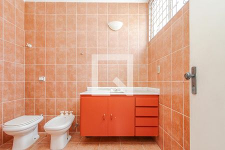 Casa à venda com 170m², 4 quartos e 2 vagas Casa à venda com 170m², 4 quartos e 2 vagasBanheiro da Suíte 1