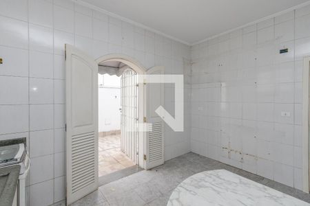 Casa à venda com 170m², 4 quartos e 2 vagas Casa à venda com 170m², 4 quartos e 2 vagasCozinha