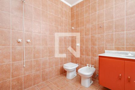 Casa à venda com 170m², 4 quartos e 2 vagas Casa à venda com 170m², 4 quartos e 2 vagasBanheiro da Suíte 1