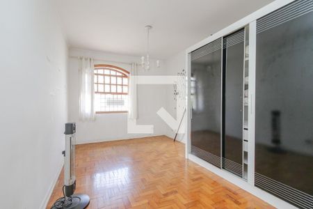 Casa à venda com 170m², 4 quartos e 2 vagas Casa à venda com 170m², 4 quartos e 2 vagasQuarto 1