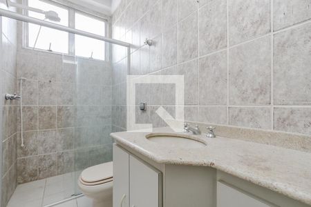 Casa à venda com 170m², 4 quartos e 2 vagas Casa à venda com 170m², 4 quartos e 2 vagasBanheiro