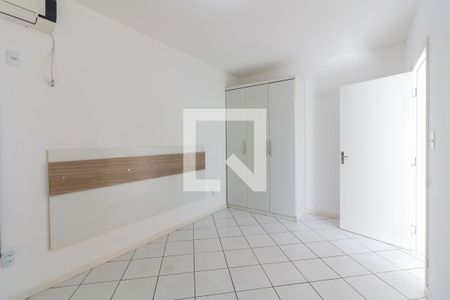Quarto 2 de apartamento para alugar com 2 quartos, 55m² em Roçado, São José