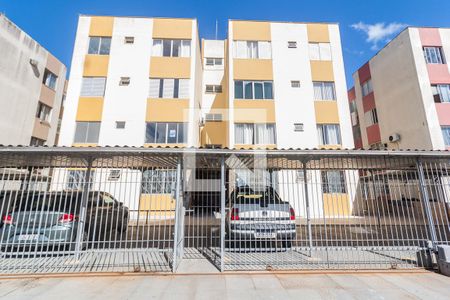 Apartamento para alugar com 55m², 2 quartos e 1 vaga Apartamento para alugar com 55m², 2 quartos e 1 vagaFachada